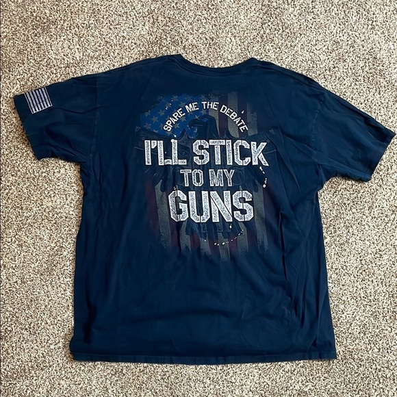 ❤️Blue Short Sleeve Tee with Distressed Text Graphic - Picture 1 of 4